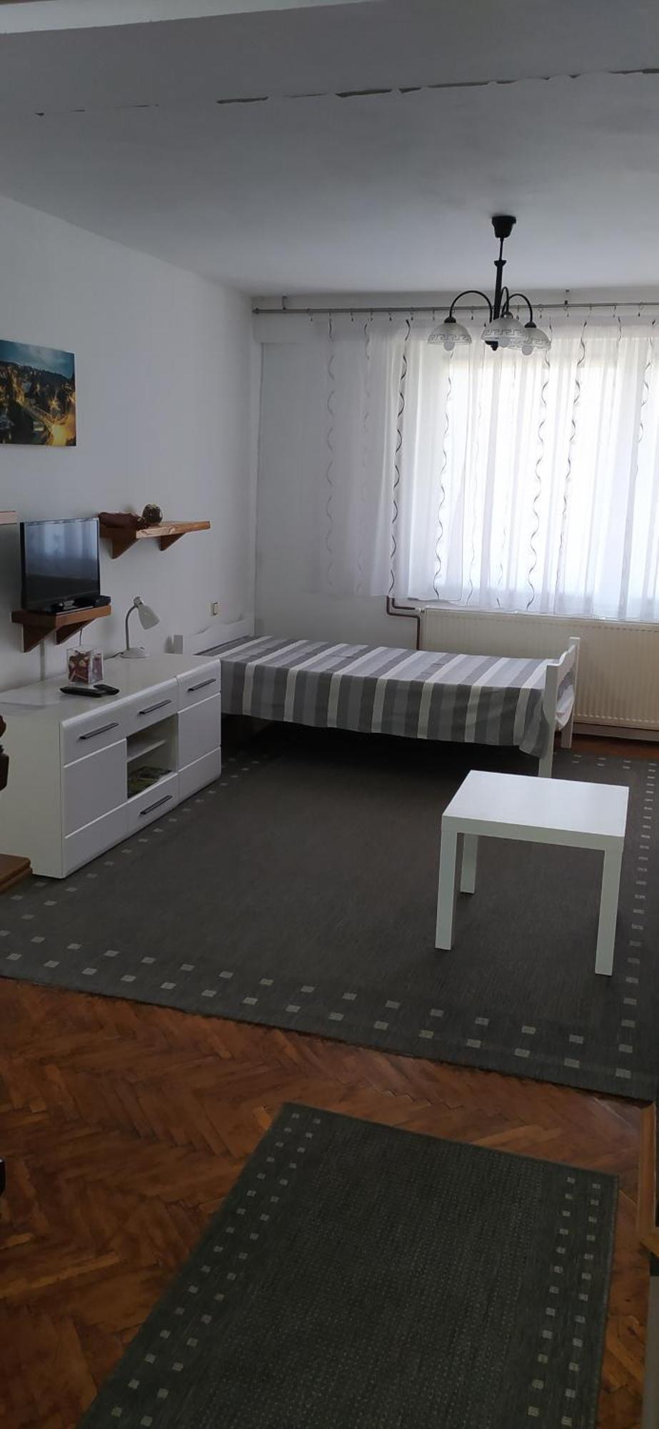 Apartment Fuduric สลูน ภายนอก รูปภาพ