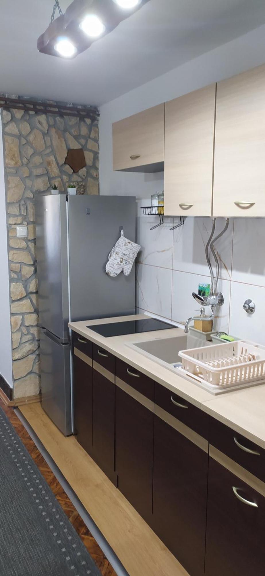 Apartment Fuduric สลูน ภายนอก รูปภาพ